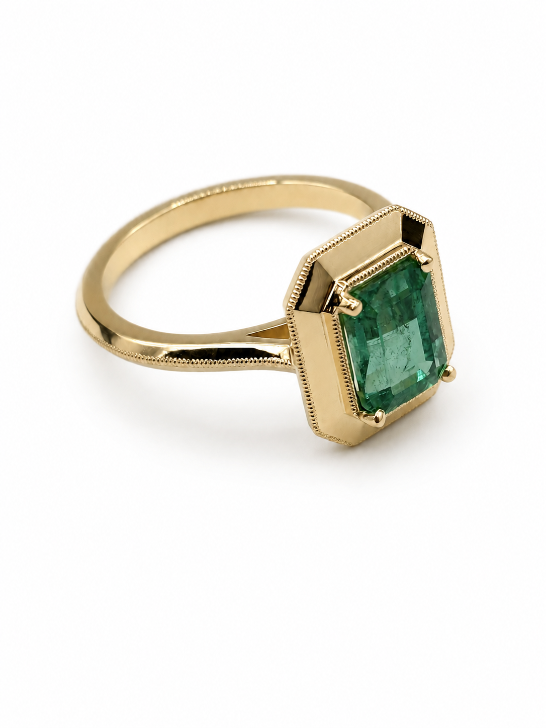 14k Yellow Gold Green Emerald Milgrain Ring - 1.40 ct