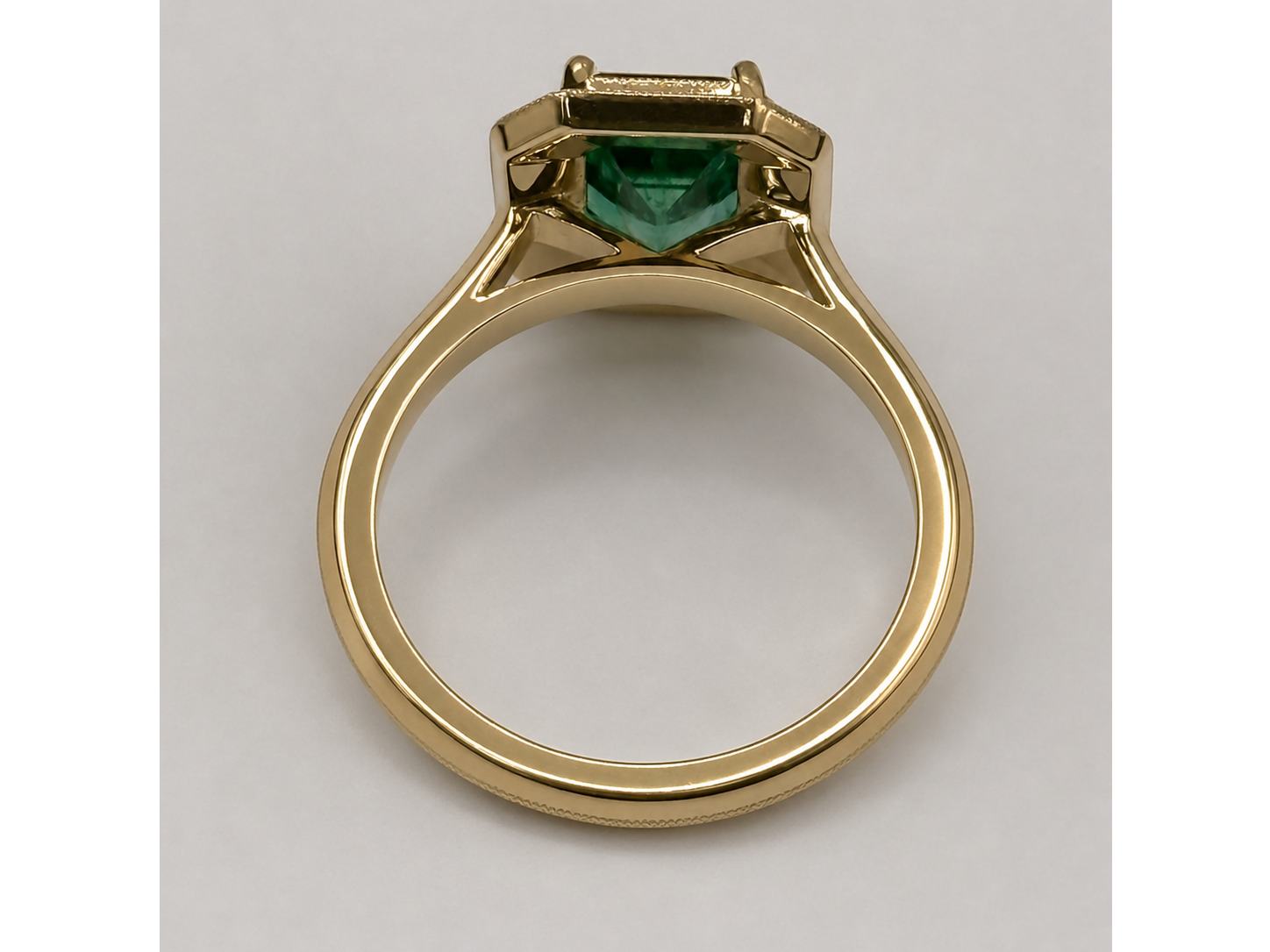 14k Yellow Gold Green Emerald Milgrain Ring - 1.40 ct